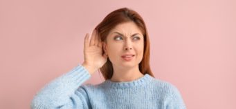 La relación entre la pérdida auditiva y la salud mental